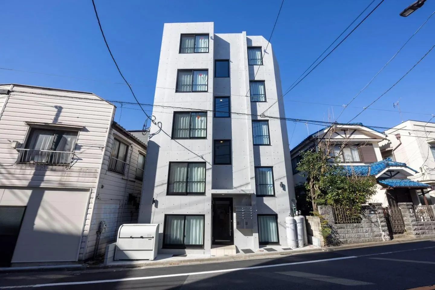 Apartment Repure Nishiochiai Residence Tokyo
